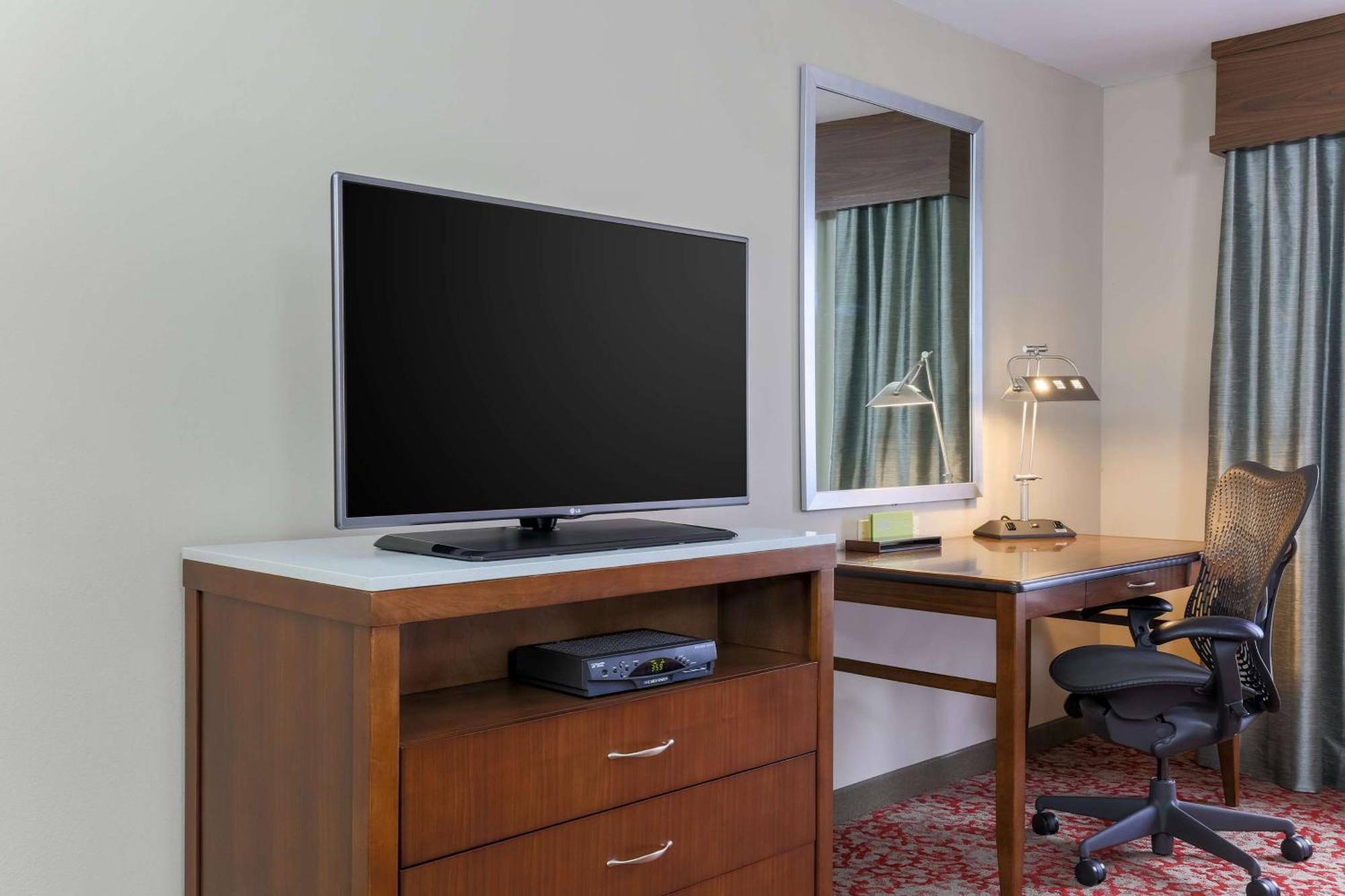 Hilton Garden Inn Nanuet Exteriér fotografie